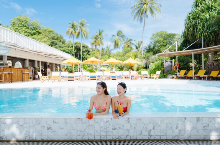Escape the Rain: Why Koh Samui is Your Best Bet for a Sunny May Vacation